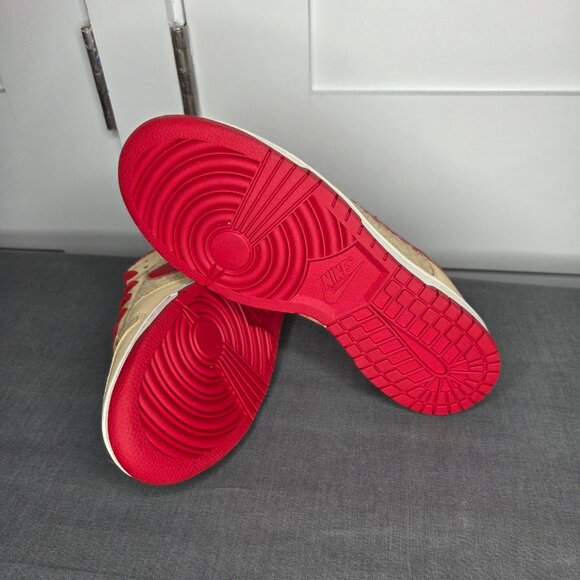 Nike Dunk Low Retro SE "Strawberry Waffle" Sneakers - Mens 8.5 - NWOT - Picture 7 of 10